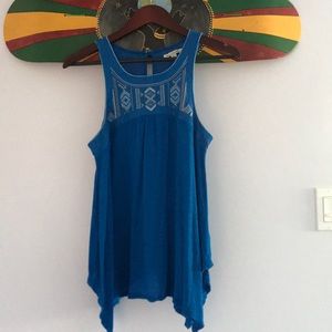 American Eagle flowy tank